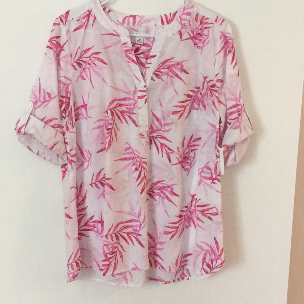 Cotton popover shirt, white w/pink palm print